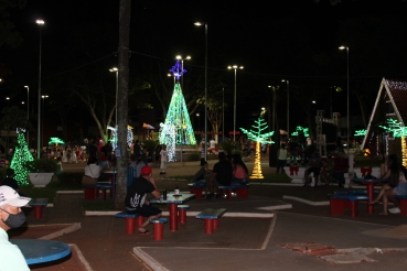 Foto 34: Inauguração da Praça do Natal - Natal Luz 2021 em Quatá