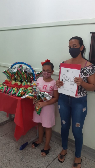 Foto 29: Educação entrega ovos de Páscoa para os alunos da Rede Municipal de Quatá