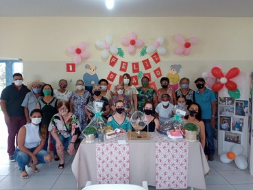 Notícia CRAS comemora Dia Internacional do Idoso e aniversariantes de setembro