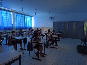 Foto 116: Quatá recebe circuito de peça teatral infantil