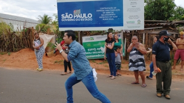 Foto 13: Emoção e fé pelas ruas de Quatá