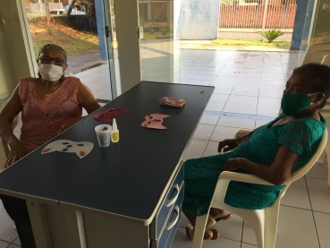 Foto 5: Carnaval interativo com participantes dos Programas do CRAS