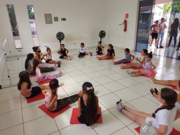 Foto 3: Cultura retorna com as aulas de Ballet
