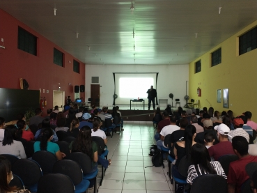 Foto 7: Aula inaugural dos cursos promovidos pela Prefeitura em parceria com a Empresa Rio Cursos