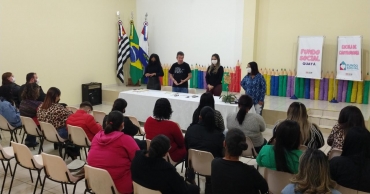 Foto 23: Entrega de certificados dos Cursos de Panificação e Maquiagem