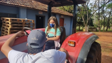 Foto 33: Alunos da Rede Municipal participam de visita na ETEC de Quatá