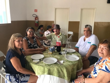 Foto 78: Terceira Idade promove encontro para confraternização ao Final de Ano