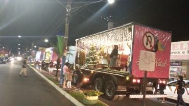 Foto 32: Um Natal inesquecível! Carreta de Natal: pela primeira vez em Quatá