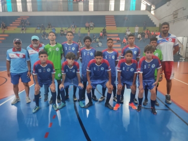 Foto 5: CAQ: CAMPEÃO DO CAMPENATO DE FUTSAL com a equipe Sub - 07 e VICE a equipe Sub - 15