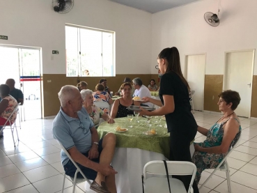 Foto 95: Terceira Idade promove encontro para confraternização ao Final de Ano