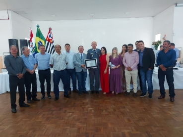 Foto 23: Quatá realiza cerimônia de entrega de títulos