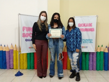 Foto 32: Entrega de certificados dos Cursos de Panificação e Maquiagem