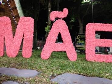 Foto 21: Sextou: grande festa marca o Dia das Mães em Quatá