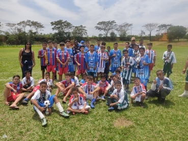 Foto 15: Futebol na Zona Rural