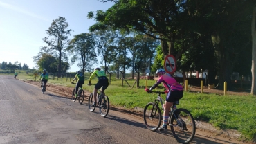 Foto 21: Solidariedade, Conscientização e Saúde! Primeiro Ecopedal reúne ciclistas da região e promove ação a favor dos animais de rua