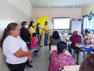 Foto 4: Incentivo a vida! Cras promove palestra a favor do Setembro Amarelo