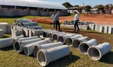 Foto 6: Mais obras em Quatá!  Esporte em destaque