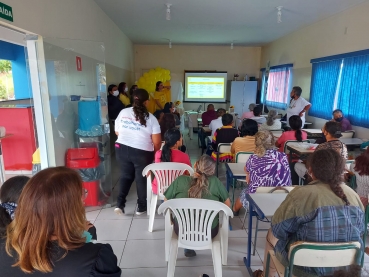 Foto 8: Incentivo a vida! Cras promove palestra a favor do Setembro Amarelo