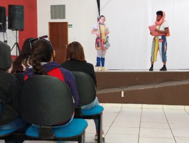 Foto 9: Zilor apresenta espetáculo infantil 'Quem são elas?', em Quatá. 