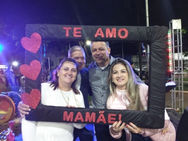 Foto 64: Sextou: grande festa marca o Dia das Mães em Quatá