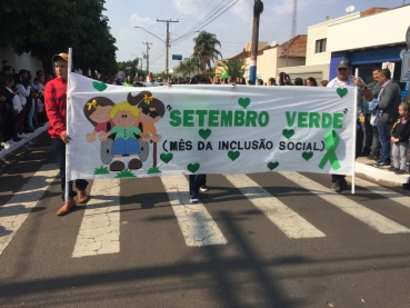 Foto 2: Quatá realiza primeiro Desfile Cívico de 7 de Setembro após a pandemia