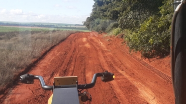 Foto 3: Implantação de Aceiros em propriedades rurais do Município de Quatá