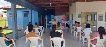 Foto 66: Entrega de Kit de enxoval de bebê para as futuras mamães atendidas pelos programas do CRAS