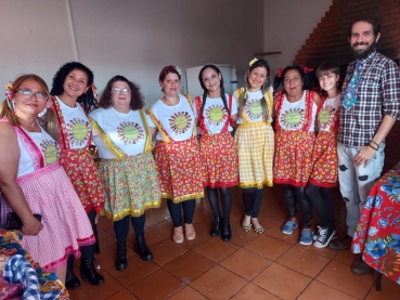 Foto 63: Quadrilha anima Festa Julina do Centro Comunitário