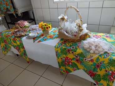 Foto 81: Quadrilha anima Festa Julina do Centro Comunitário