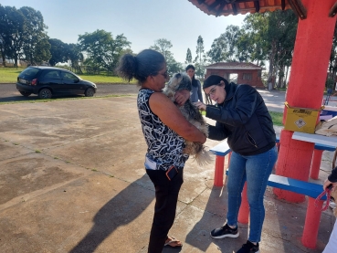 Foto 19: Campanha de vacinação antirrábica é realizada no Jd. Tropical