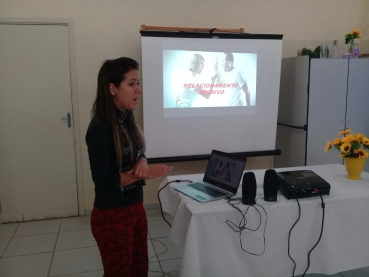 Foto 14: Atividades e reuniões do Grupo de Convivência no mês de maio 