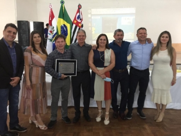 Foto 17: Quatá realiza cerimônia de entrega de títulos