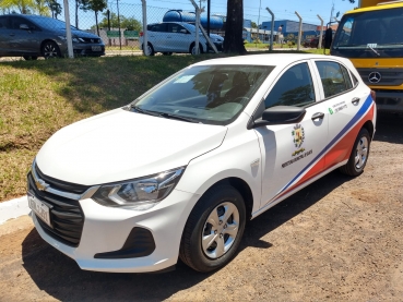 Foto 2: Conquista inédita! Prefeitura de Quatá adquire caminhão frigorífico