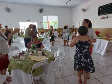 Foto 62: Terceira Idade promove encontro para confraternização ao Final de Ano