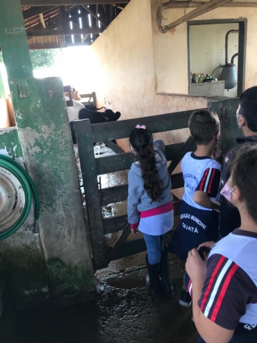 Foto 42: Alunos da Rede Municipal participam de visita na ETEC de Quatá