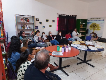 Foto 1: Saúde se reúne em Quatá com técnicos da Região