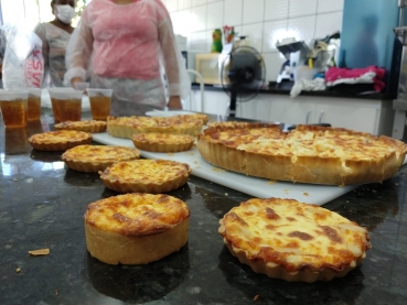 Foto 5: Hambúrguer artesanal, tortas e quiches fizeram sucesso nos novos cursos do Sebrae em parceria com a Prefeitura