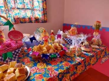 Foto 70: Quadrilha anima Festa Julina do Centro Comunitário