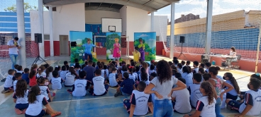 Foto 1: Projeto Turma da Ação - Peça Missão Natureza é apresentada nas Escolas Municipais