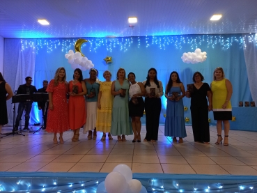 Foto 48: Encanto e Beleza marcaram a noite de Formatura da Educação Infantil Municipal de Quatá