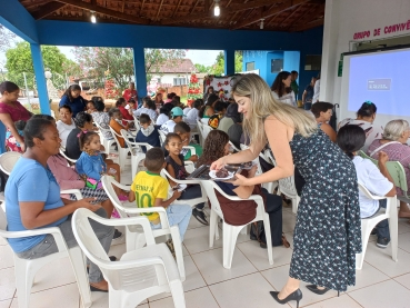 Foto 22: Confraternização do Cras