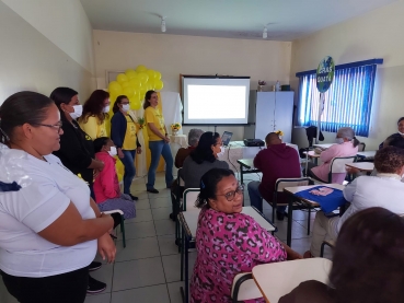 Foto 11: Incentivo a vida! Cras promove palestra a favor do Setembro Amarelo