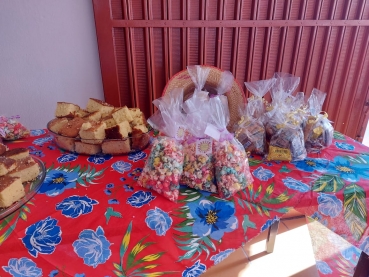 Foto 6: Quadrilha anima Festa Julina do Centro Comunitário