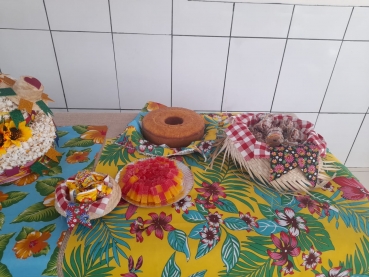 Foto 83: Quadrilha anima Festa Julina do Centro Comunitário