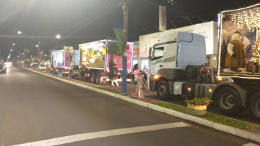 Foto 6: Um Natal inesquecível! Carreta de Natal: pela primeira vez em Quatá