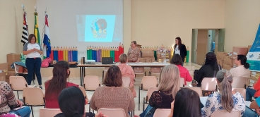 Foto 2: Professores da Educação infantil de Quatá participam de formação