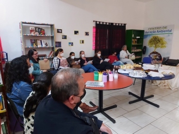 Foto 2: Saúde se reúne em Quatá com técnicos da Região