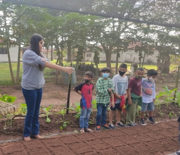 Foto 3: Alunos da Rede Municipal participam de visita na ETEC de Quatá