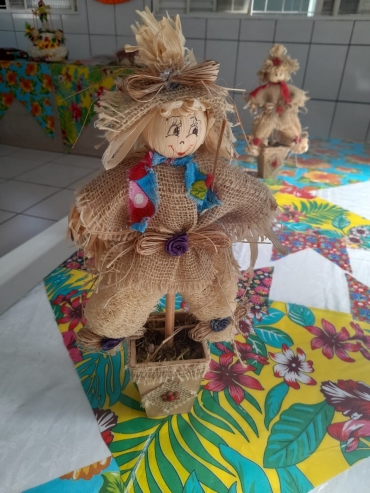 Foto 82: Quadrilha anima Festa Julina do Centro Comunitário