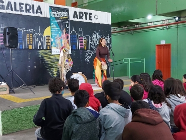 Foto 6: Quatá recebe espetáculo sobre folclore brasileiro e latino-americano